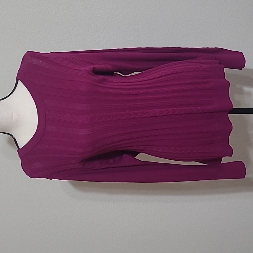 4/$25Sweater XXL Purple pinkish Never worn 💜
